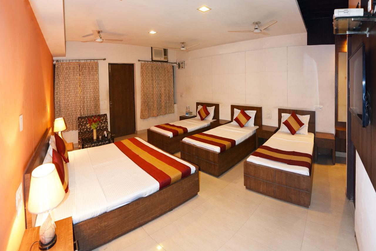 Hotel Palace Amritsar Ngoại thất bức ảnh