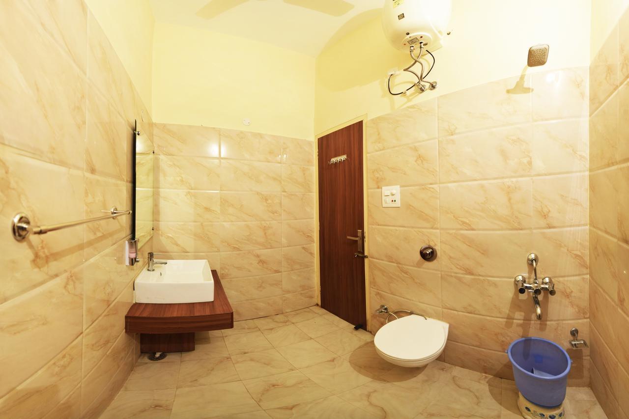 Hotel Palace Amritsar Ngoại thất bức ảnh