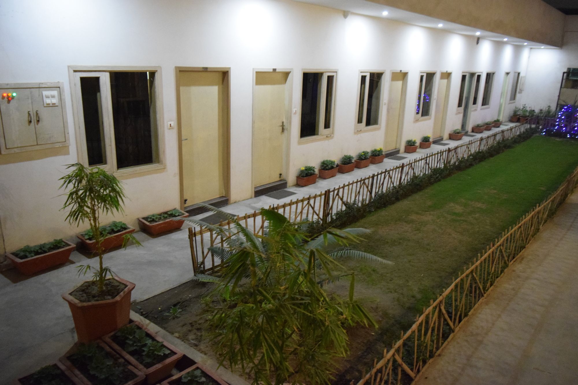 Hotel Palace Amritsar Ngoại thất bức ảnh